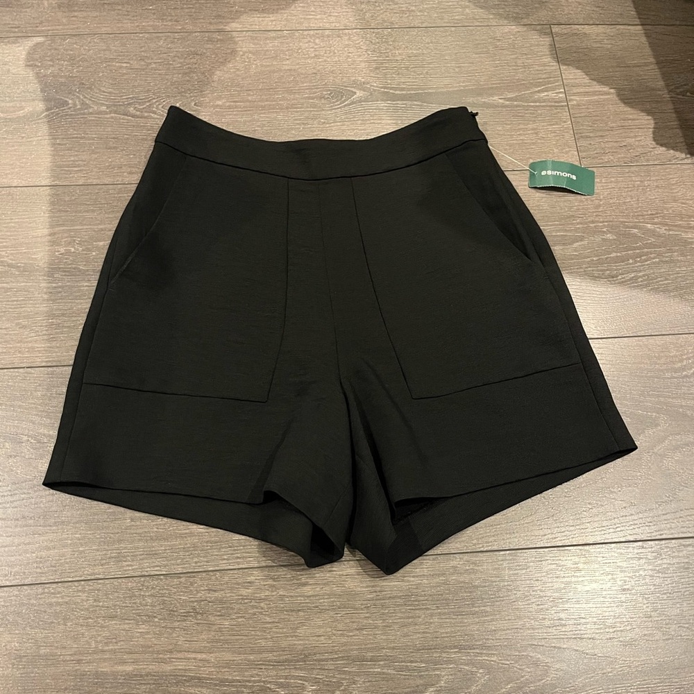 NWT Icon Simon’s Black Shorts